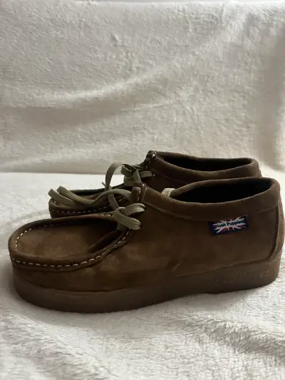 Zapatos de gamuza marrón Hush Puppies para hombre - miniatura 5