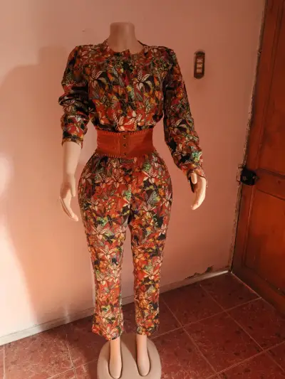 Vestido azul elegante para mujer - miniatura 5