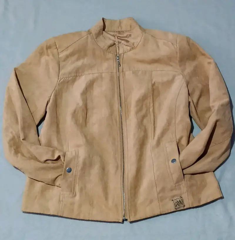 Chaqueta de gamuza beige para mujer - 1