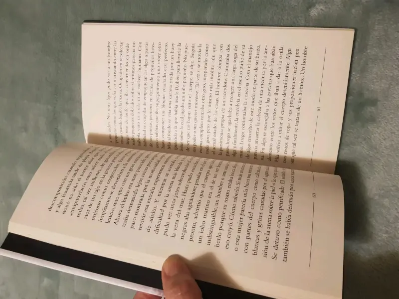 Libro 'Las Vocales del Verano' de Antonia Torres - 3