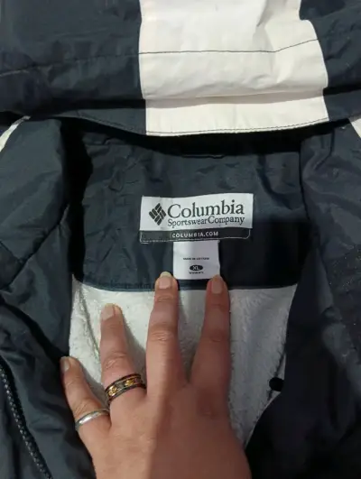 Chaqueta impermeable Columbia bicolor con capucha - miniatura 2