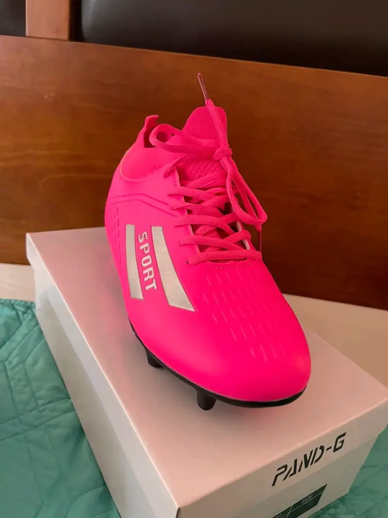 Botines de fútbol rosa y amarillo para césped - 2
