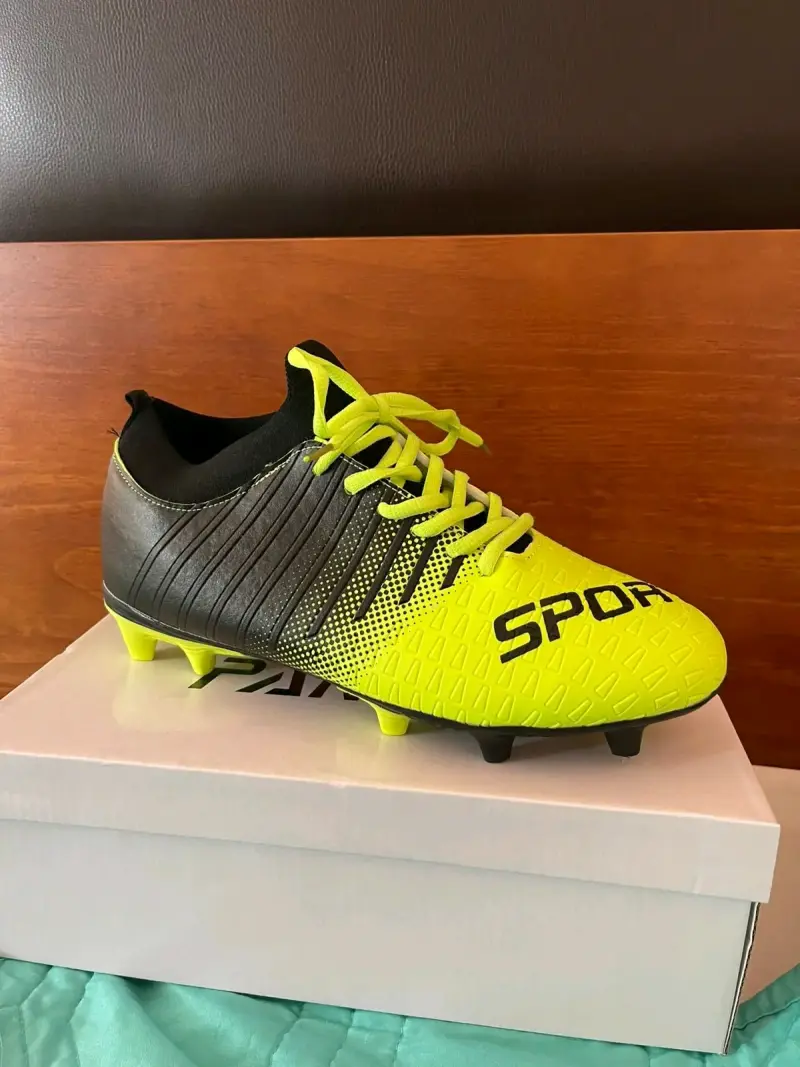 Botines de fútbol rosa y amarillo para césped - 4
