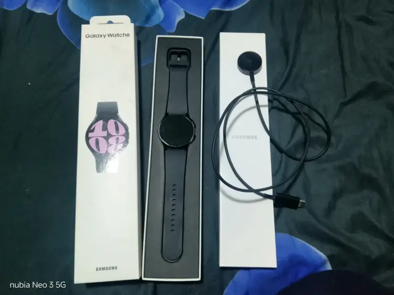 Samsung Galaxy Watch6 Negro con Cargador - 1
