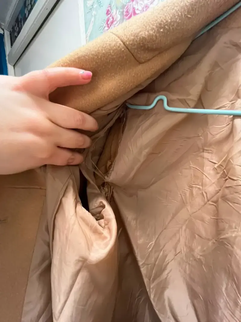 Abrigo camel GAP para mujer en buen estado - 2