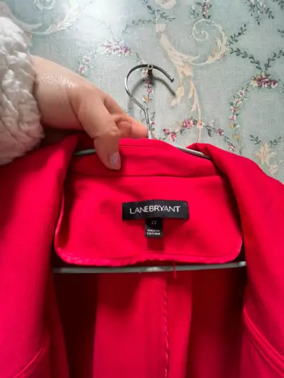 Chaqueta roja Lane Bryant talla grande - miniatura 3