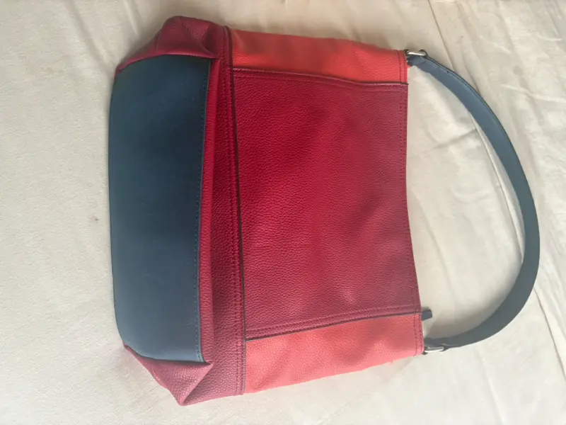Bolso de cuero rojo Nautica con diseño moderno - 2