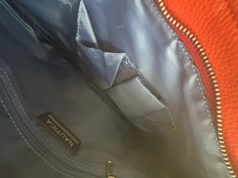 Bolso de cuero rojo Nautica con diseño moderno - 4