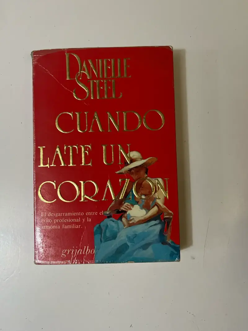 Libro 'Cuando Late Un Corazón' de Danielle Steel - 1