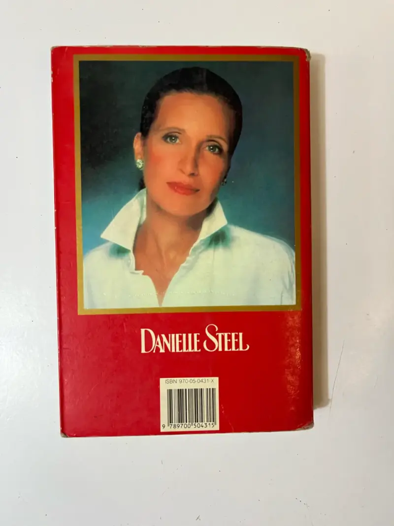 Libro 'Cuando Late Un Corazón' de Danielle Steel - 3