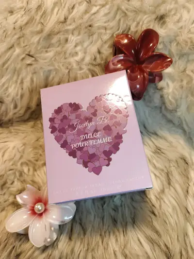 Perfume de Mujer V.V. Love Pink 100ml - miniatura 5
