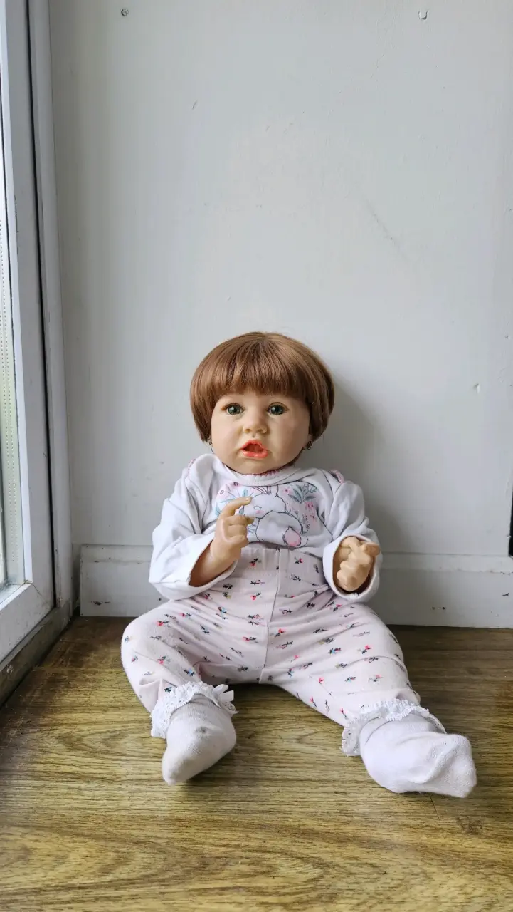 Muñeca bebé realista - 2