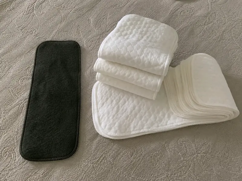 Set de 9 pañales reutilizables con insertos - 3