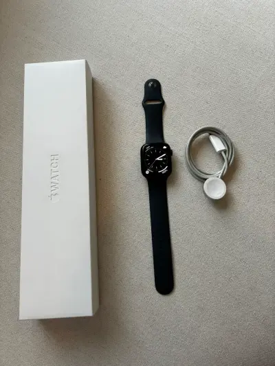 Apple Watch Series 8 45mm - miniatura 1