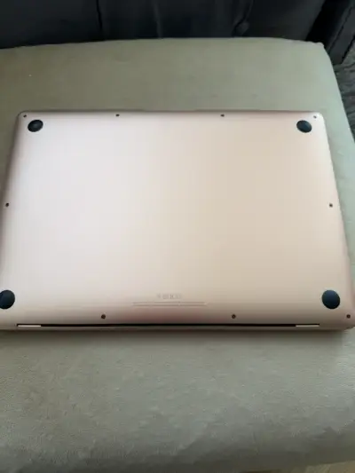 MacBook Air 13 pulgadas color rose gold - miniatura 2