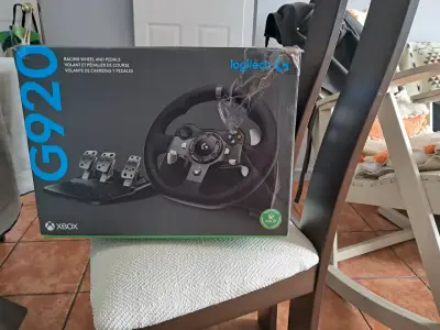 Volante de Carreras Logitech G920 para Xbox y pc - miniatura 3