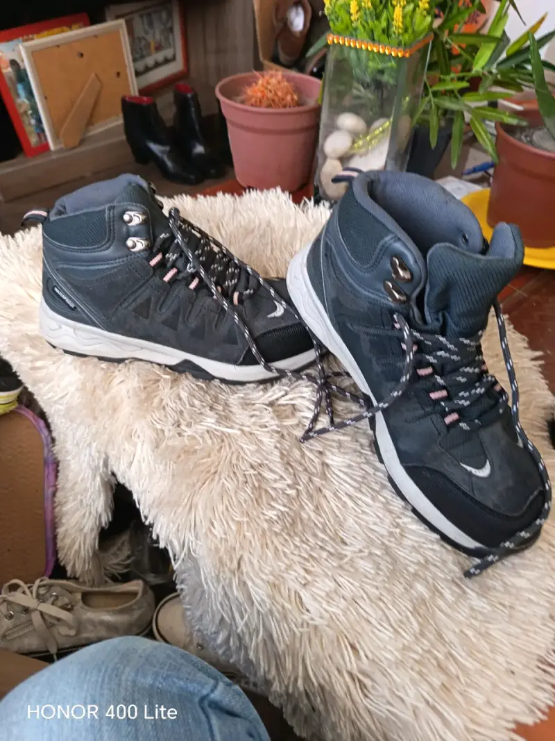 Botas de senderismo negras con suela antideslizante - 3