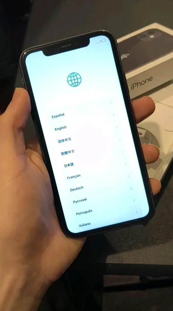 iPhone 11 64GB (Negro) - 2