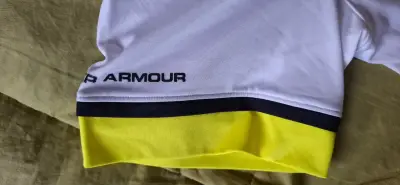 Camiseta Colo-Colo Under Armour blanca - miniatura 3