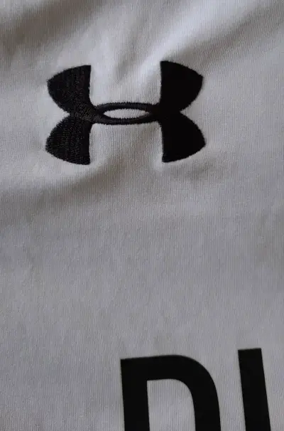 Camiseta Colo-Colo Under Armour blanca - miniatura 6