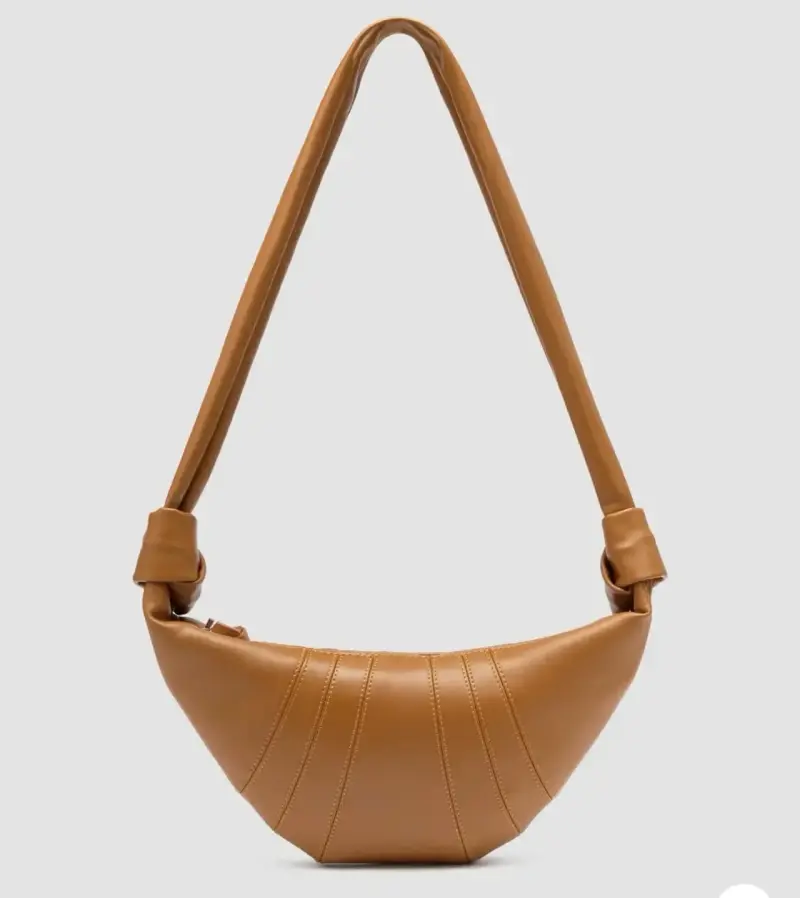 Banano de cuero sintético color camel - 2