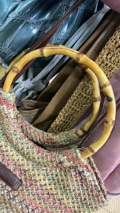 Bolso tejido Rosetti con asas de bambú - miniatura 2
