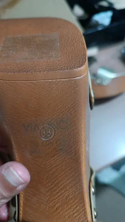 Sandalias de tacón Via Uno doradas - miniatura 4