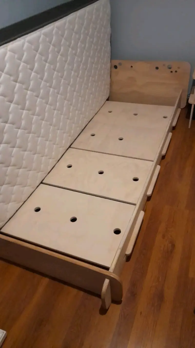 Camas Montessori 1pza  de madera y colchon Rosen - 2