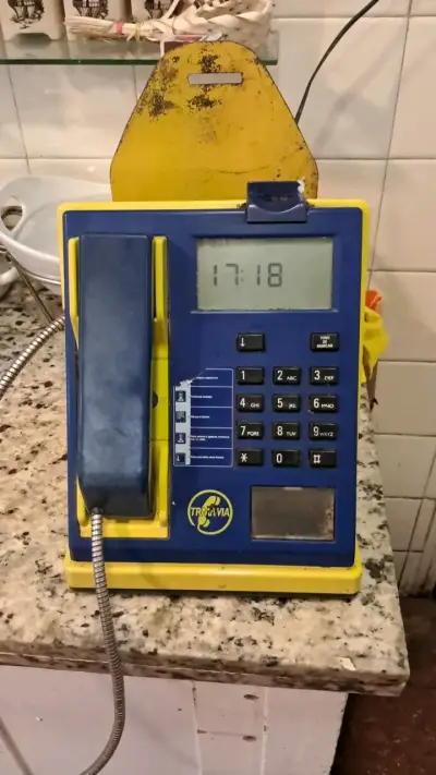 Teléfono original  público  azul y amarillo - miniatura 1