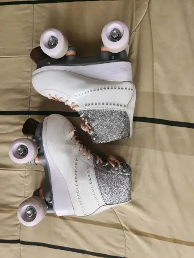 Patines 4 ruedas Soy Luna Ámbar brillantes - miniatura 3