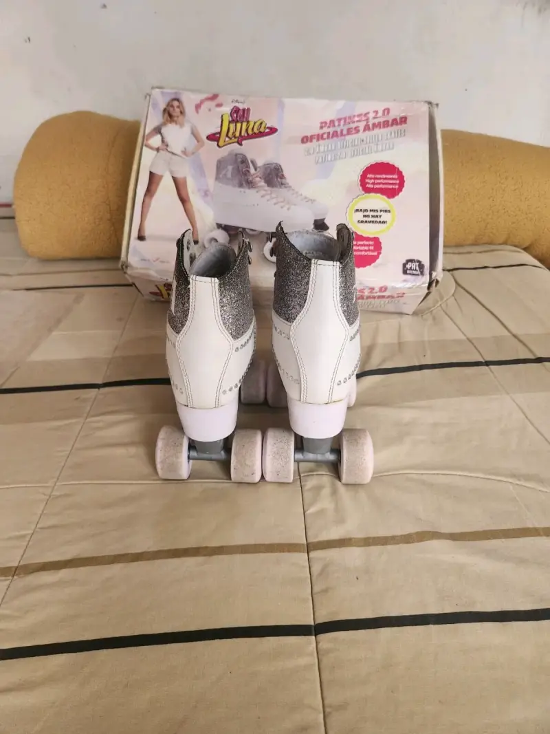 Patines 4 ruedas Soy Luna Ámbar brillantes - 4