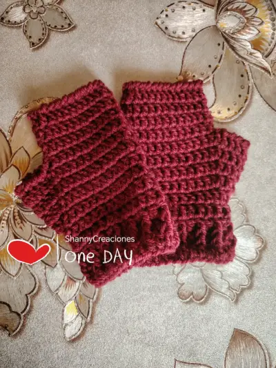 Ponchos de lana tejidos a mano en varios colores - miniatura 4