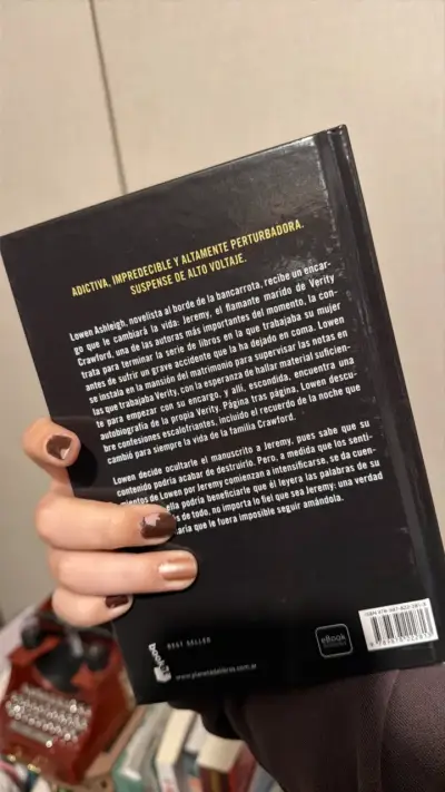 Libro Verity de Colleen Hoover en español - miniatura 2