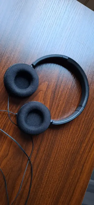 Audífonos Philips con cable y micrófono - miniatura 3