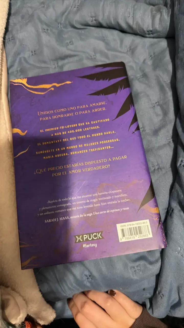 Libro Asesino de Brujas La Bruja Blanca de Shelby - 2
