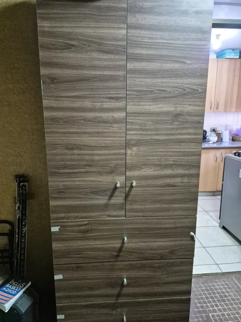 Armario de Madera con Puertas y Cajones - 3