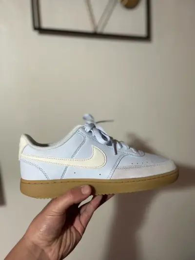 Zapatillas deportivas Nike blancas court visión - miniatura 4