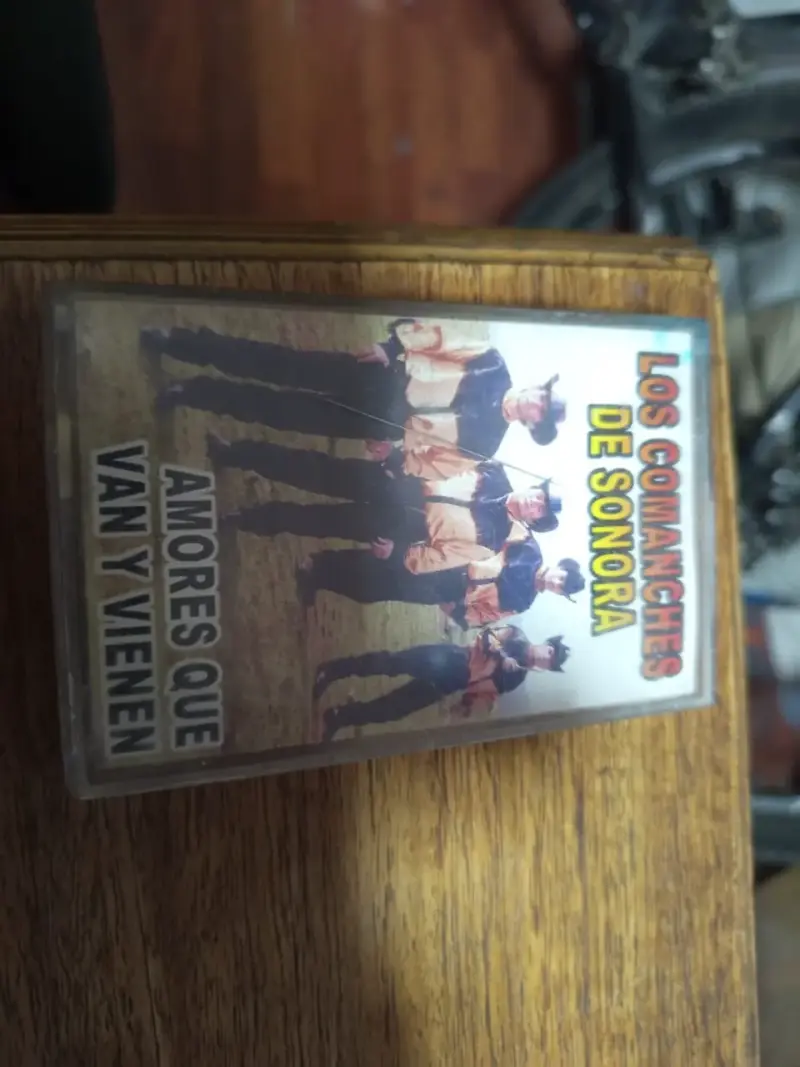Cassette Comanches Sonora Amores Que Van y Vienen - 3