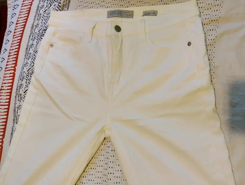 Pantalón blancos Basement Push Up para mujer