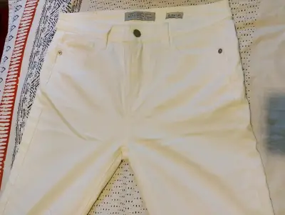 Pantalón blancos Basement Push Up para mujer - miniatura 1