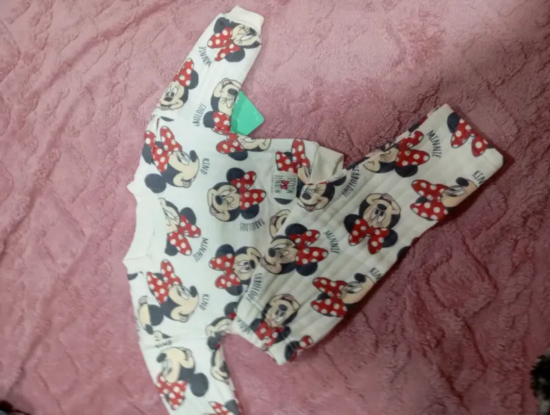 Conjunto de bebé Minnie Mouse - 3