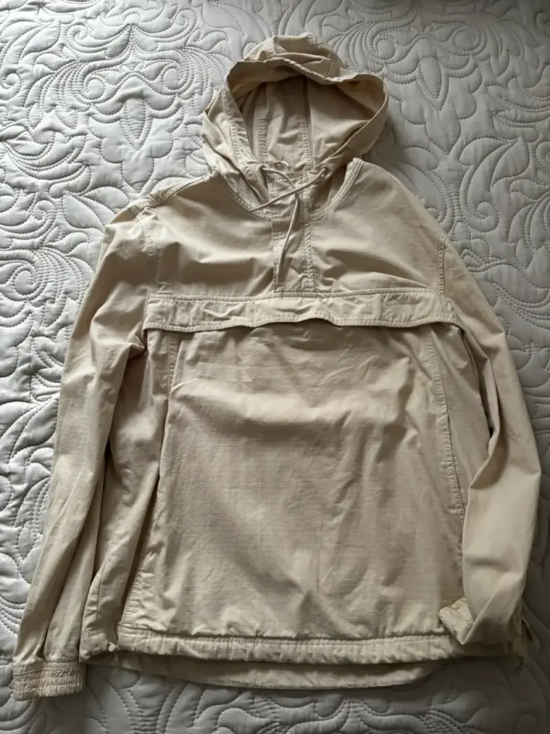 Cortavientos Beige con Capucha Bershka - 2