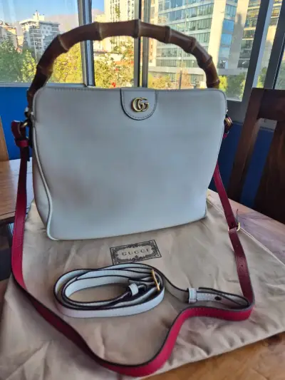 Bolso Gucci blanco con asa de bambú - miniatura 1