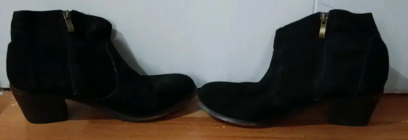 Botines negros de gamuza con cierre lateral 39 - 3