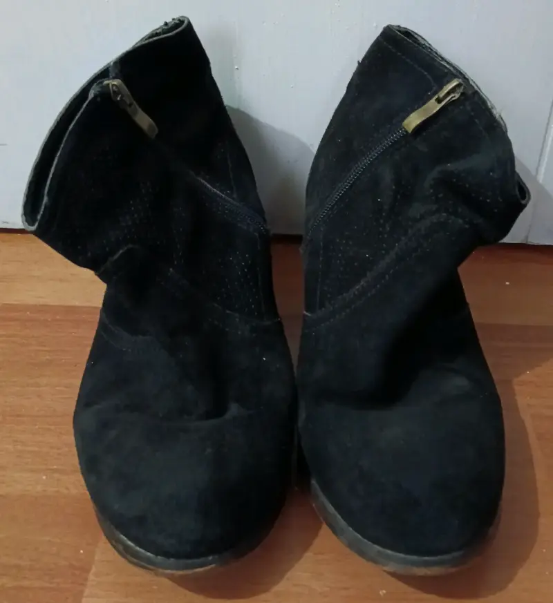 Botines negros de gamuza con cierre lateral 39 - 4