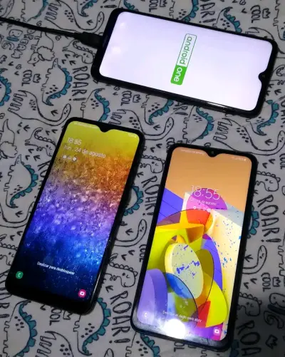 Teléfonos Samsung y Nokia - miniatura 2