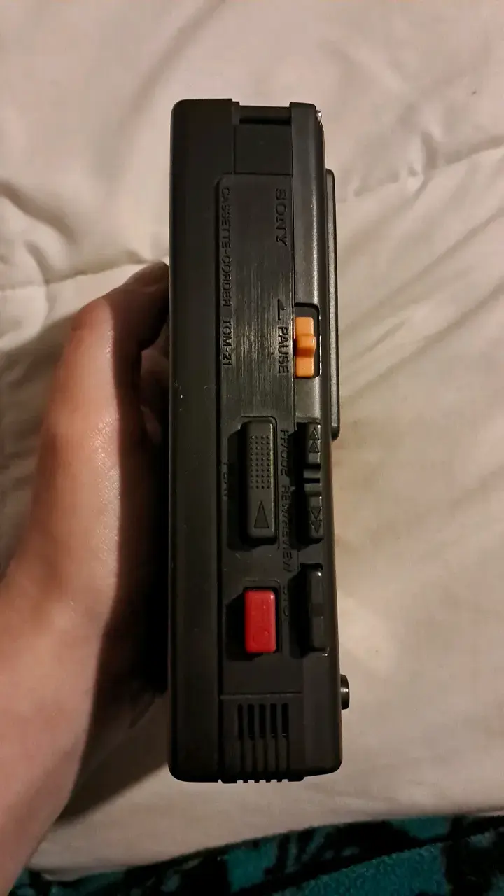 Grabadora de cassette Sony TCM-21 portátil - 2