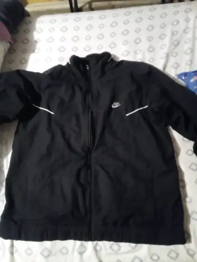 Chaqueta deportiva negra Nike para hombre - miniatura 2
