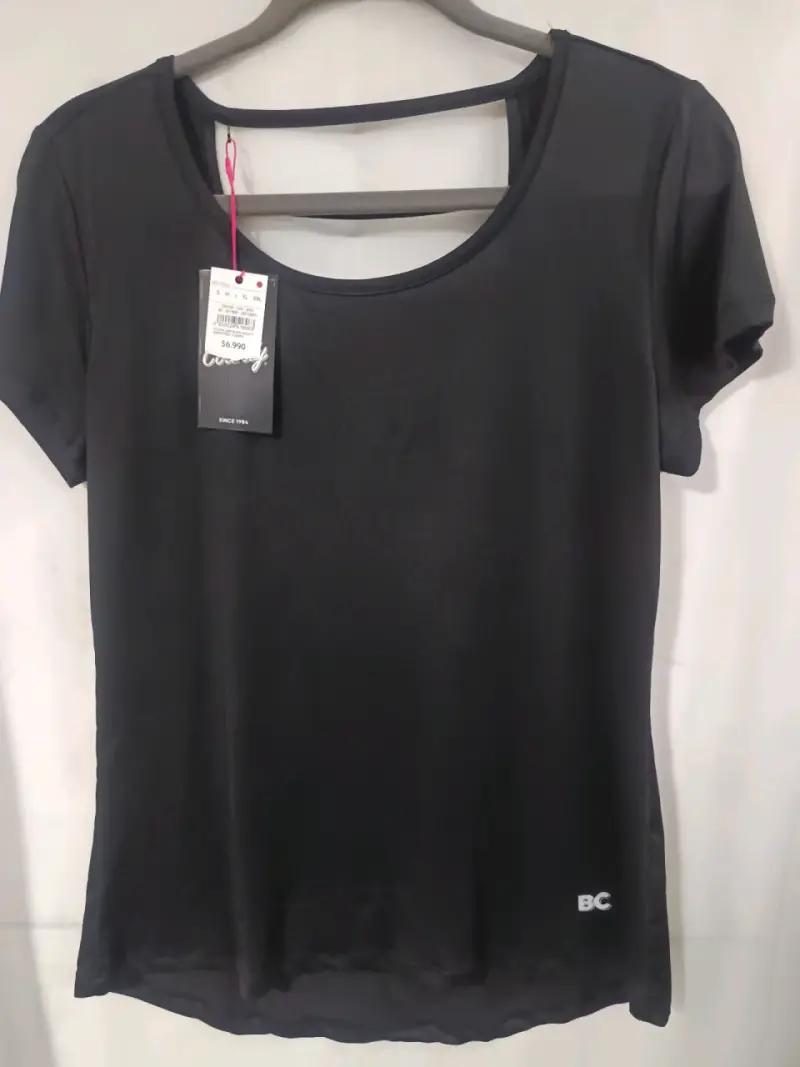Polera negra básica BC para mujer - 2