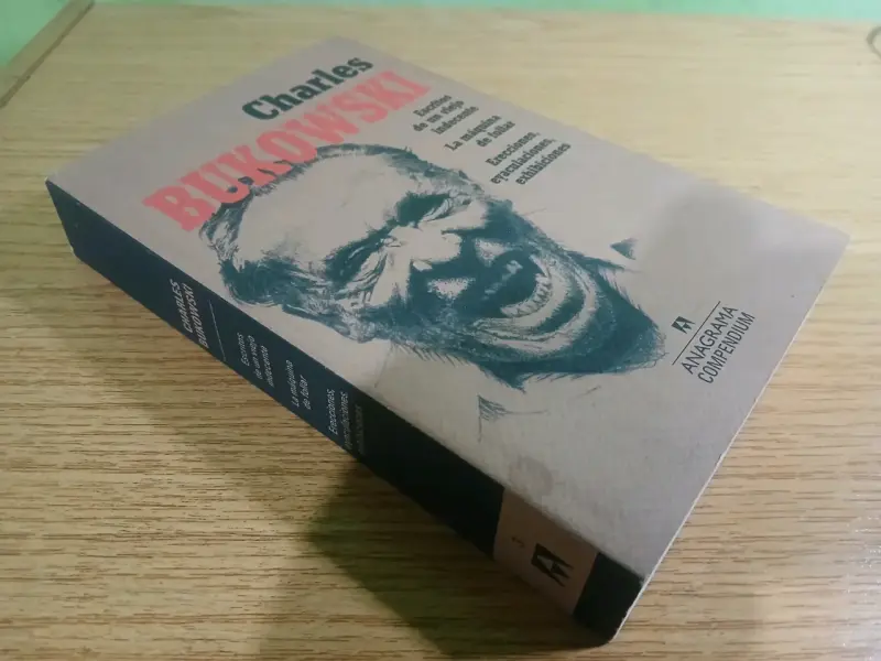 Libro 'Escritos de un viejo indecente' de Charles Bukowski - 3